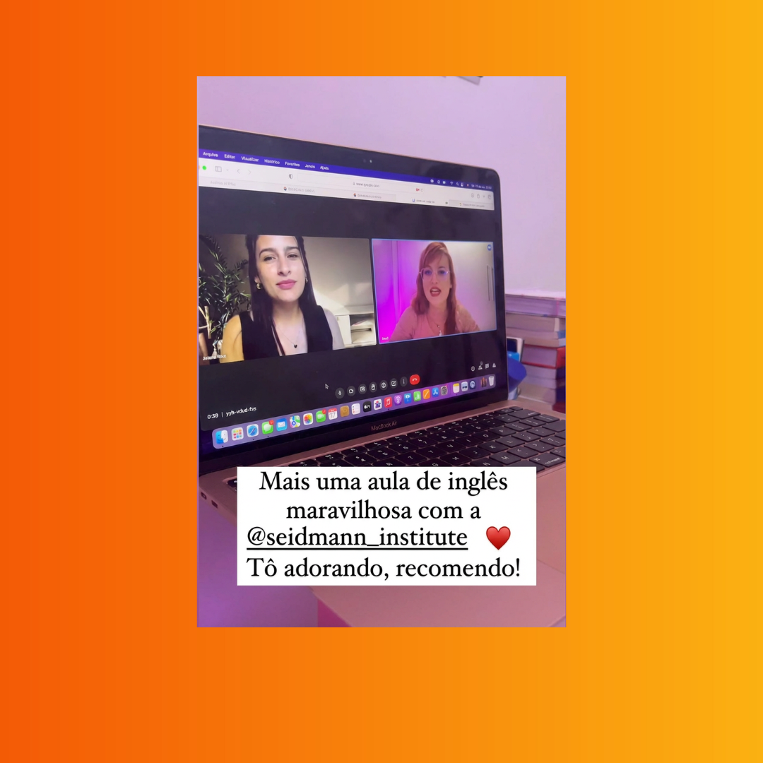 Aluno praticando conversação